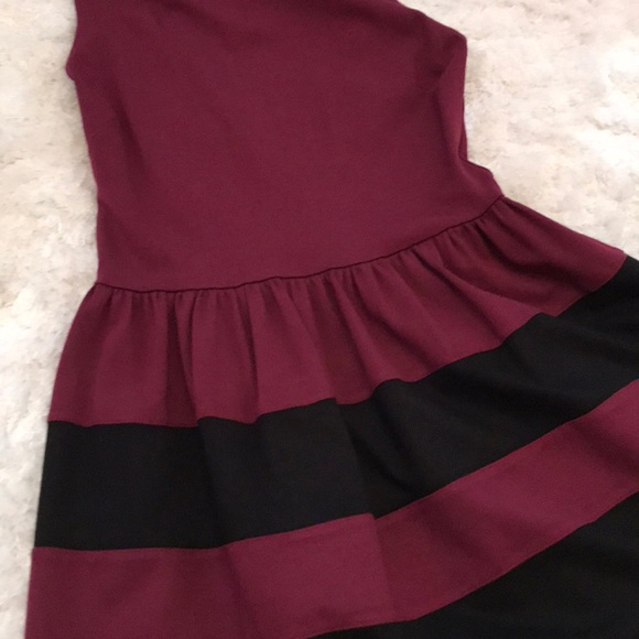 Dress - Picture 3 of 5